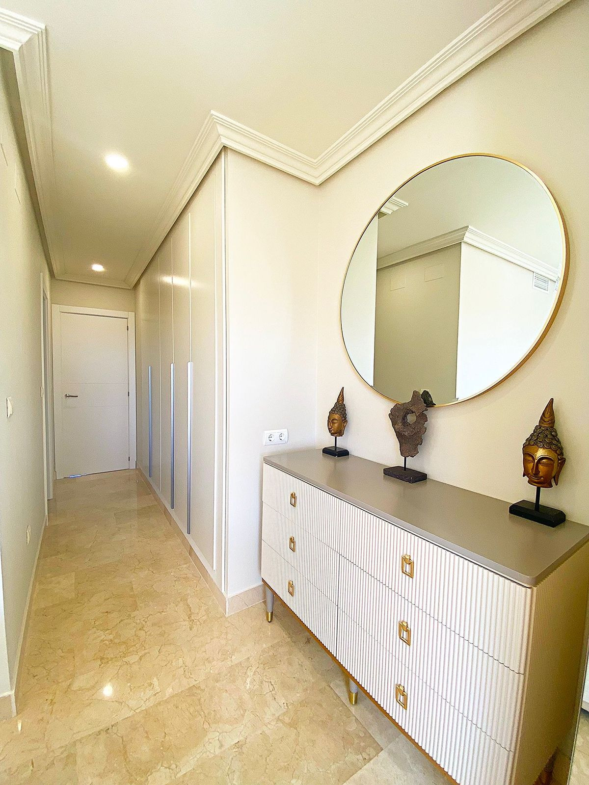 Ático de 2 Dormitorios y 2 Baños en venta en Estepona