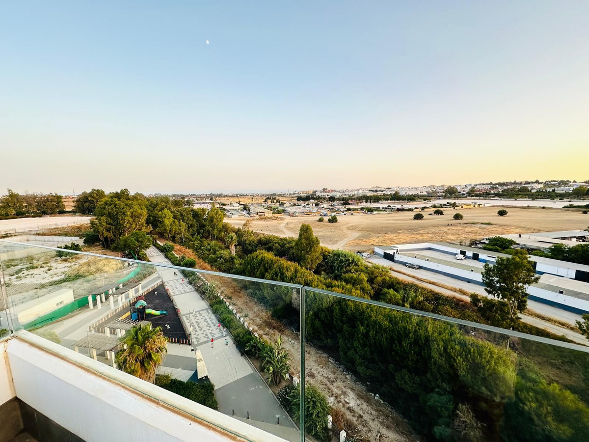 Ático de 3 Dormitorios en venta en Nueva Andalucía, Marbella