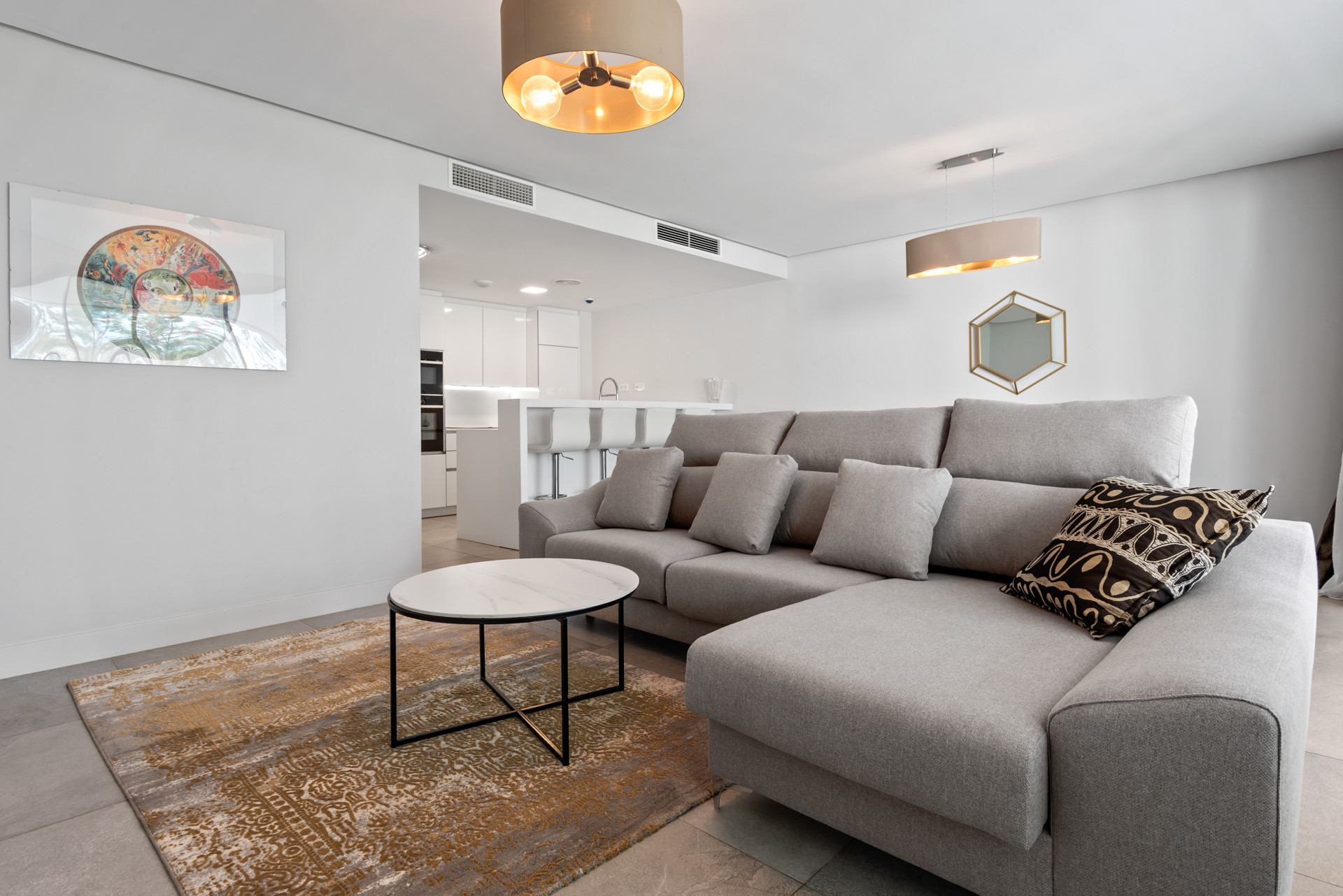 3 Bed, 2 Bath - Apartment for Sale in Cabopino, Marbella