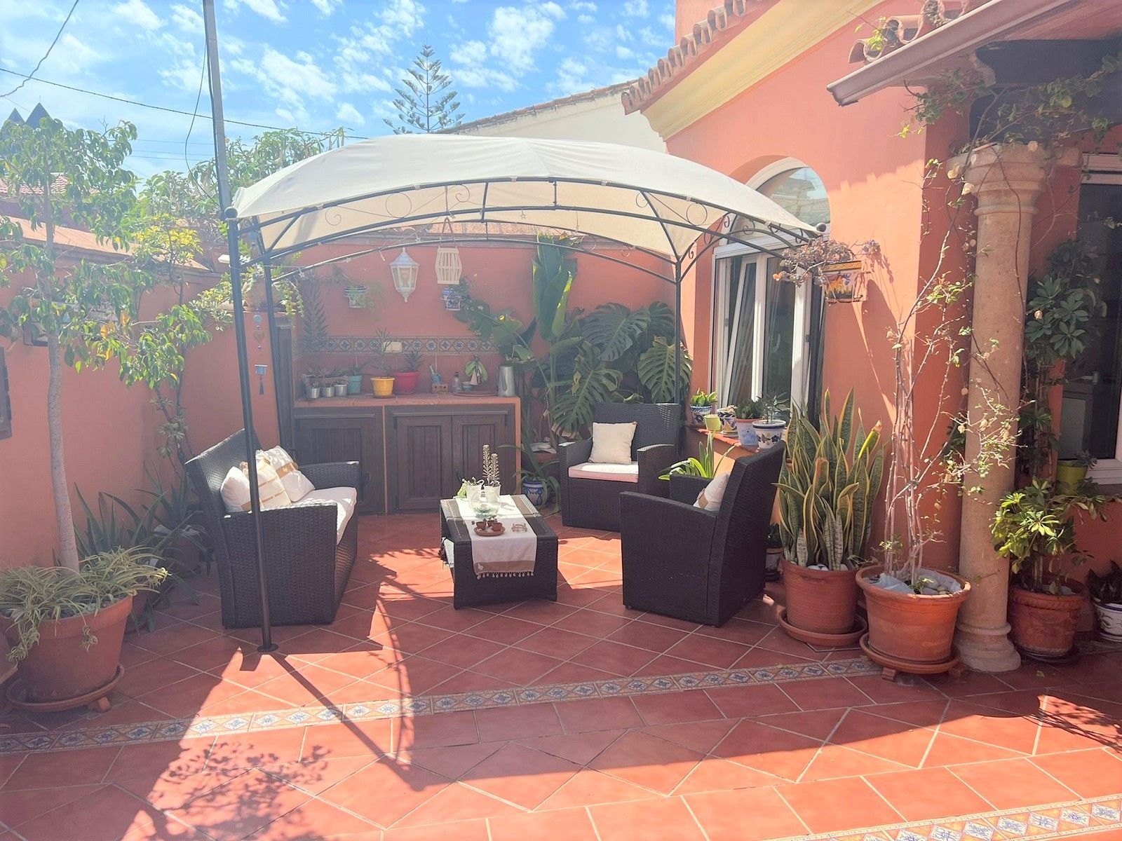 Casa de 7 Dormitorios en venta en Fuengirola