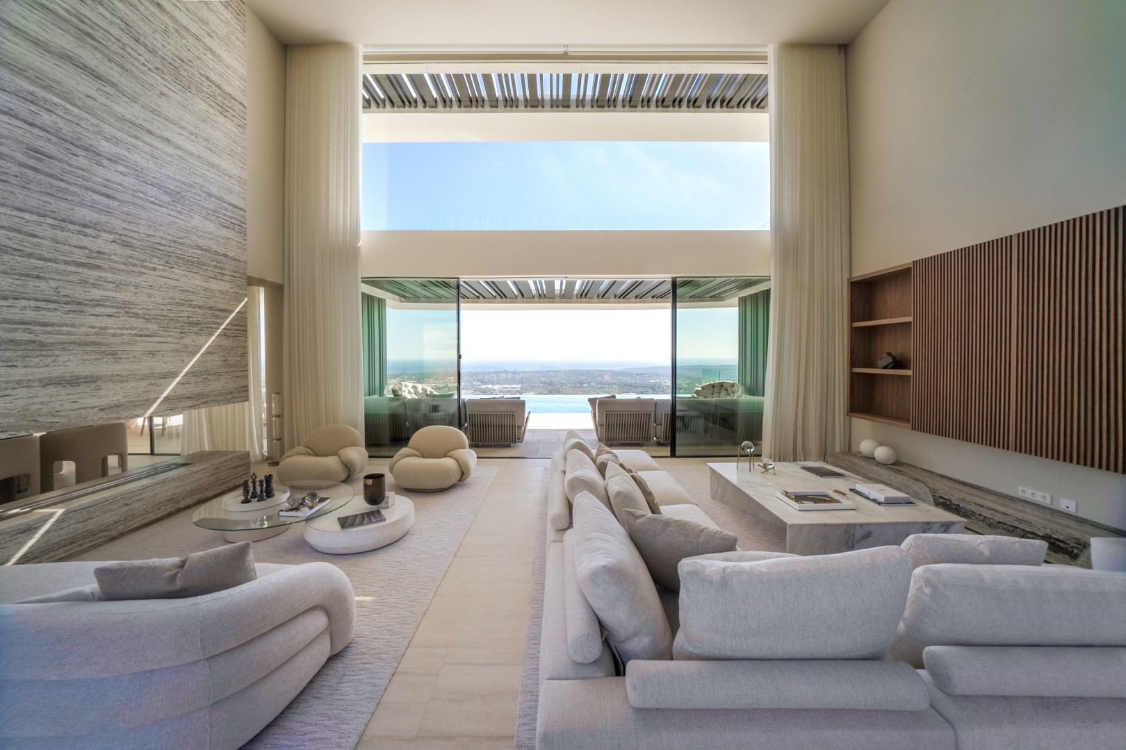 Casa de 6 Dormitorios y 6 Baños en venta en Sotogrande