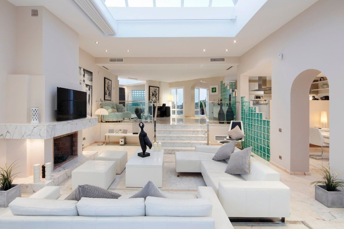 Casa de 5 Dormitorios y 5 Baños en venta en La Quinta, Benahavís