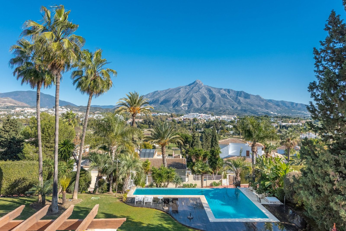 7 кровать Вилла для продажи в Nueva Andalucia, Marbella