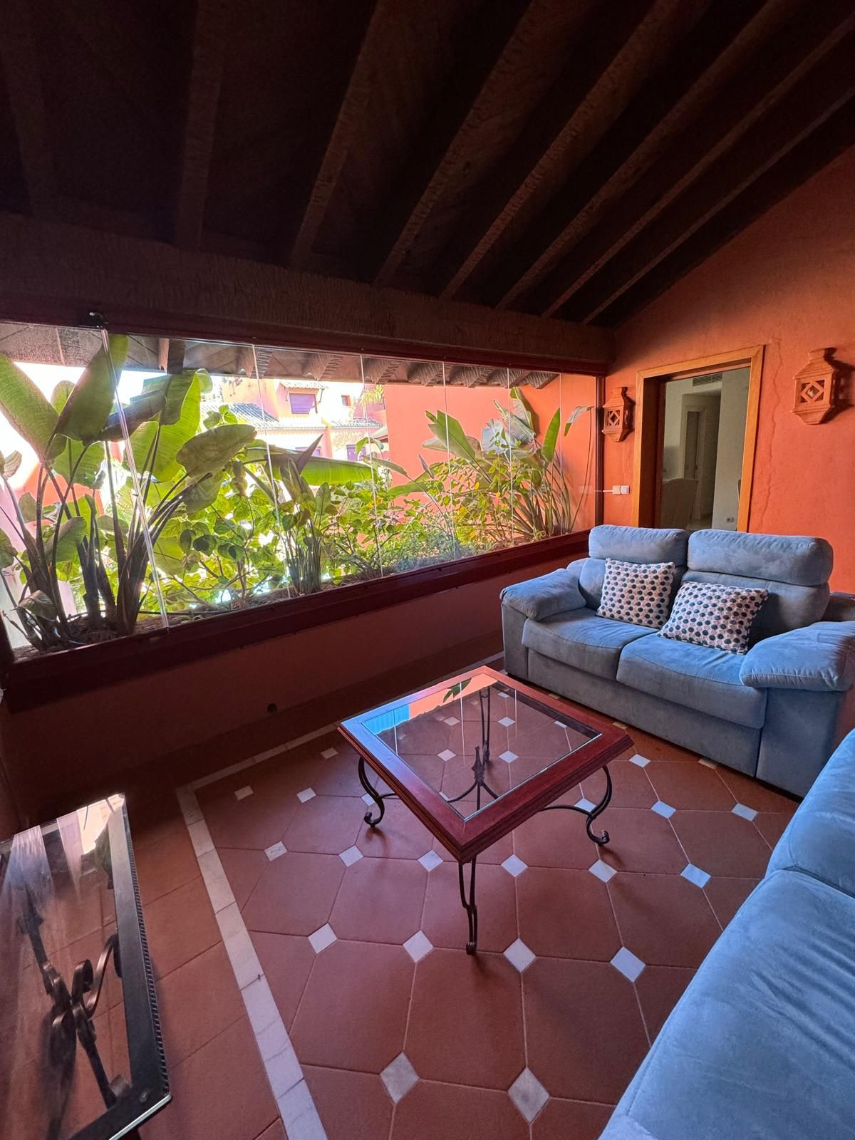 3 Slaapk., 2 Badk. - Appartement te koop in Elviria, Marbella