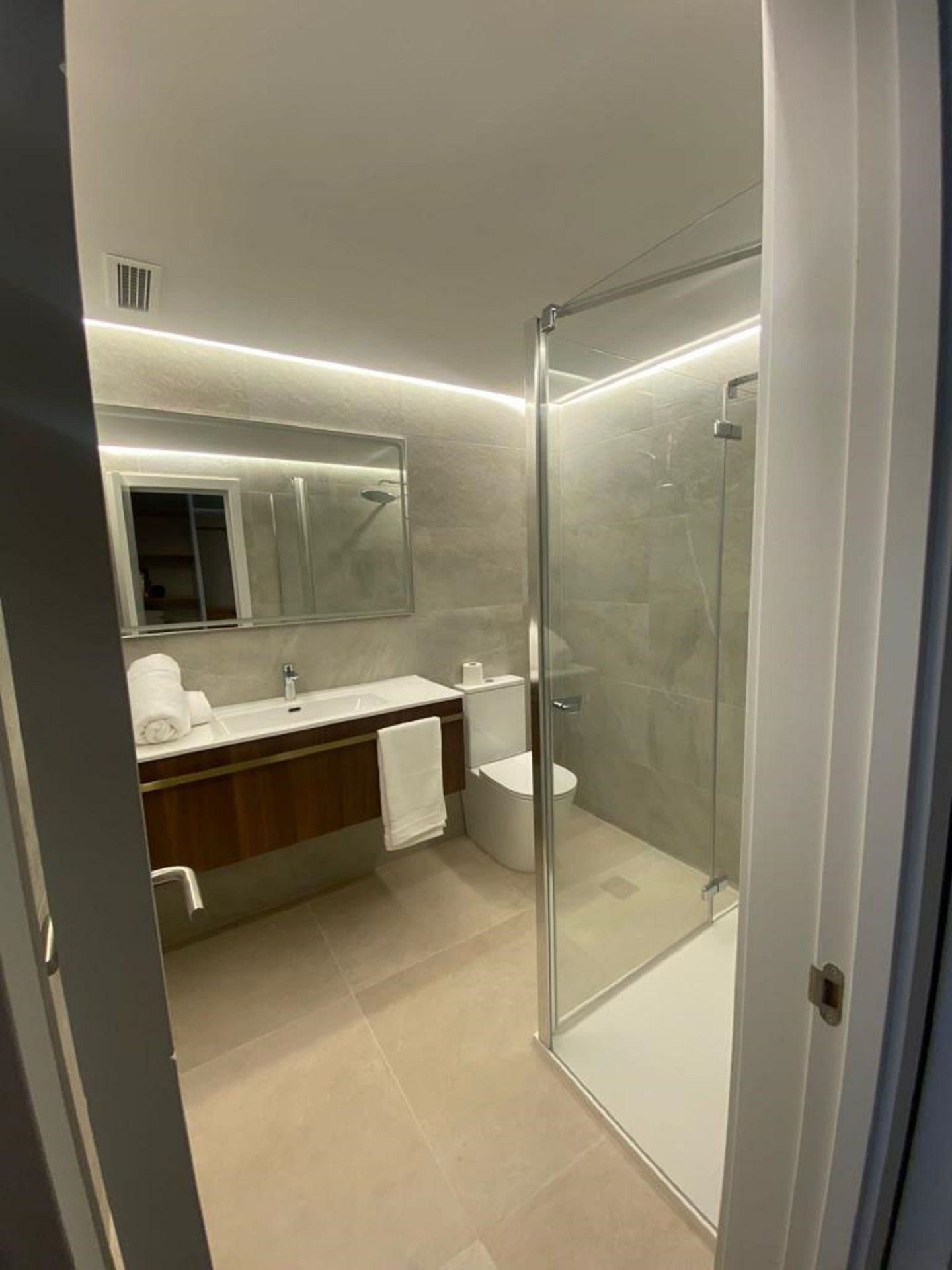 Casa de 5 Dormitorios en venta en Mijas