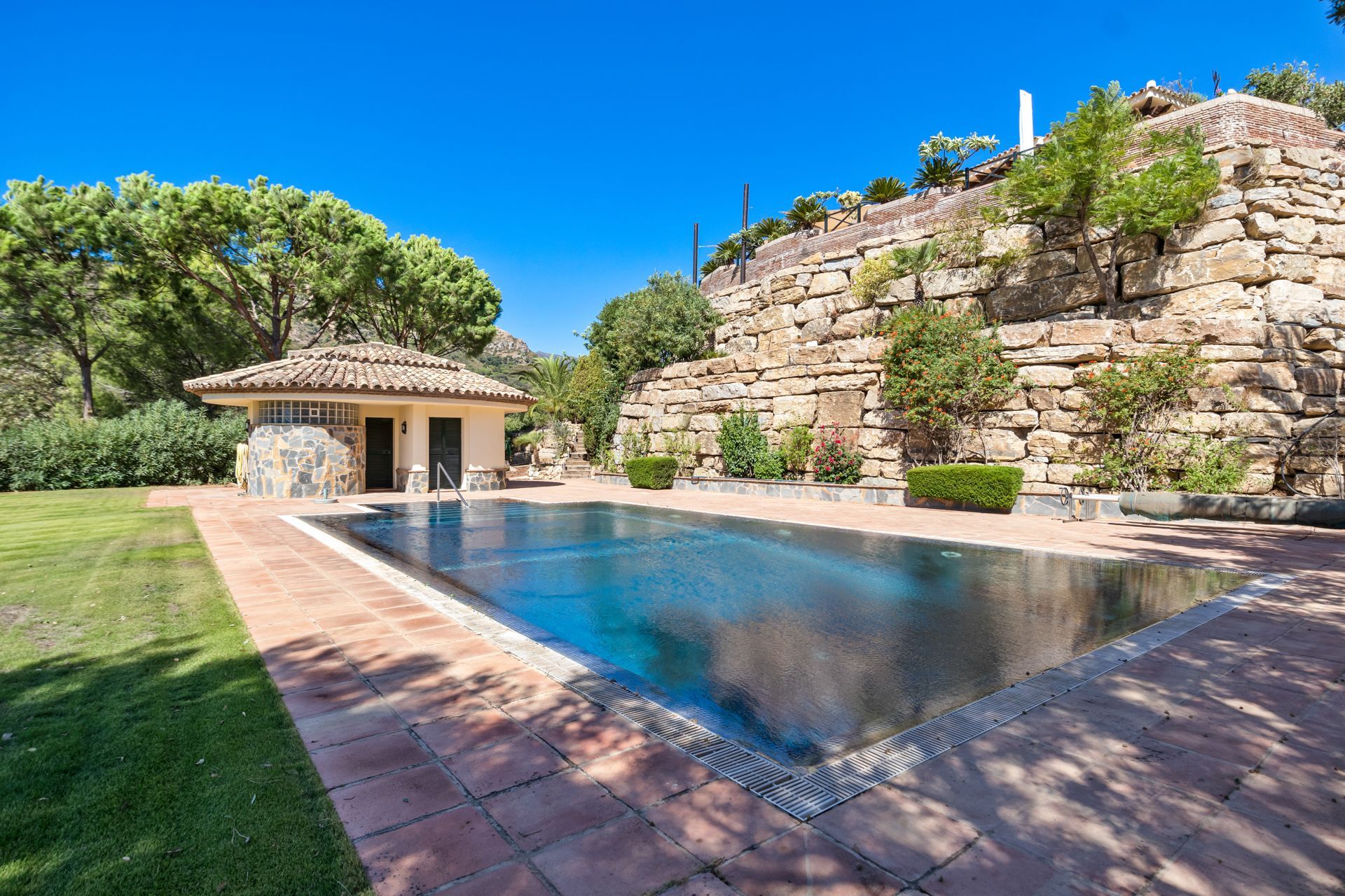 Casa de 4 Dormitorios y 4 Baños en venta en Benahavís