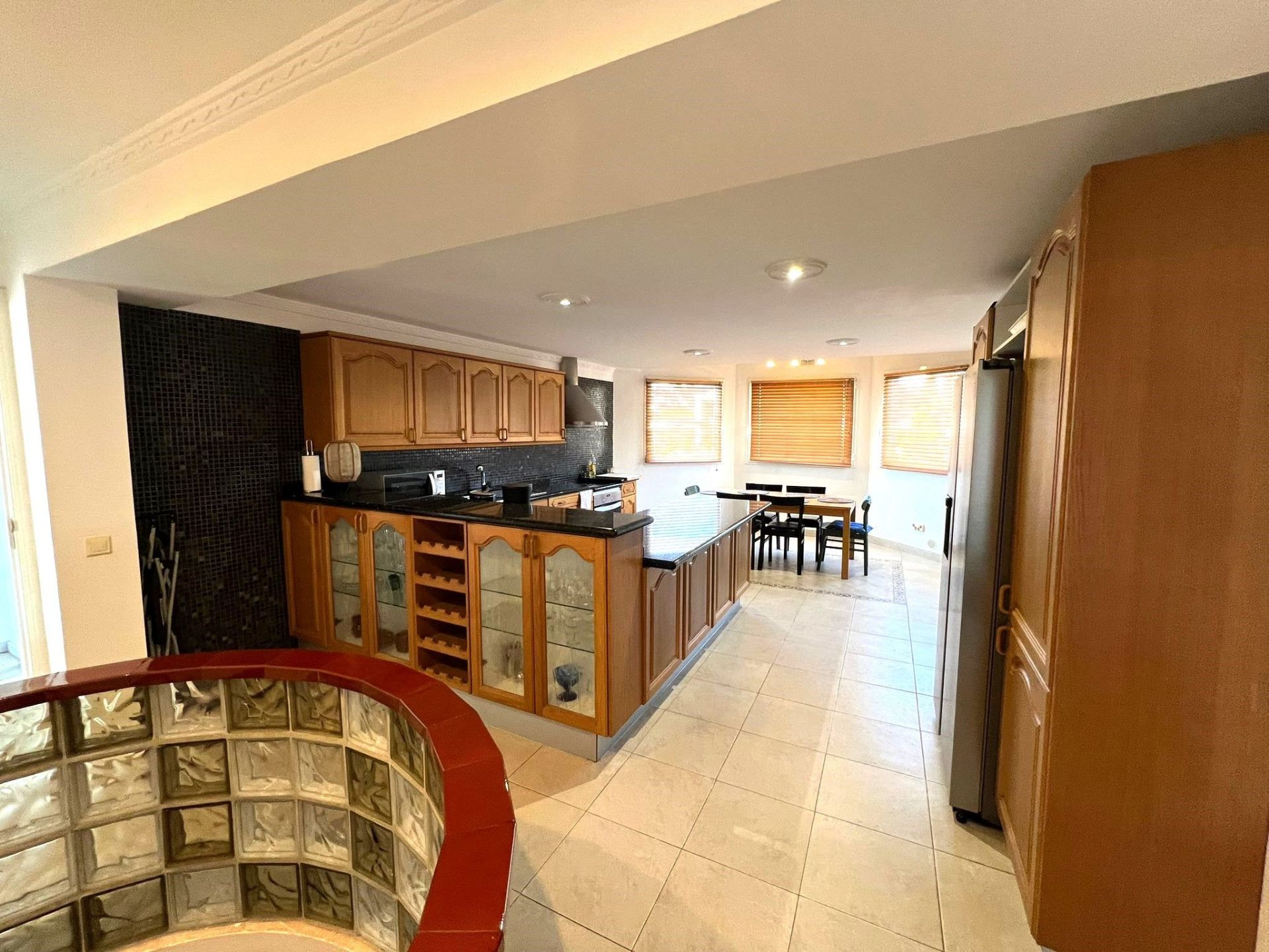 Casa de 6 Dormitorios en venta en Mijas