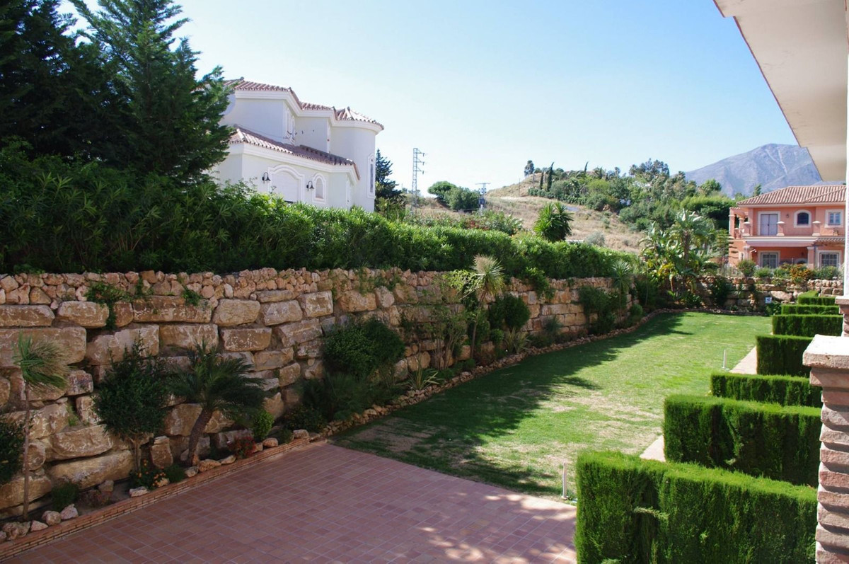 Piso de 2 Dormitorios y 2 Baños en venta en Mijas Golf