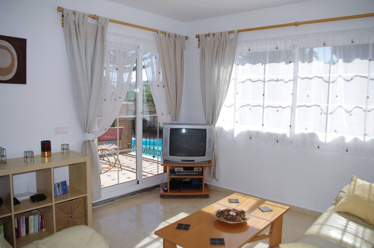 Piso de 2 Dormitorios y 2 Baños en venta en Mijas Golf