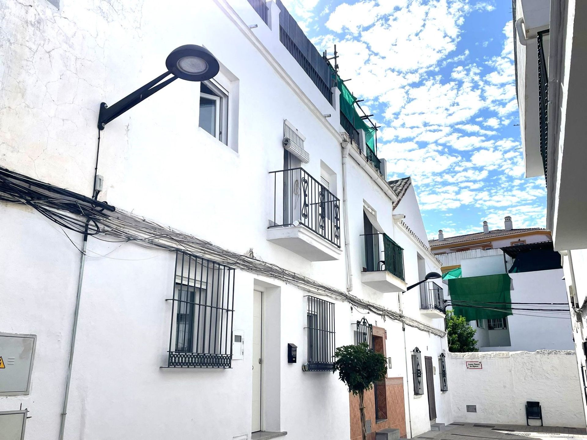 Casa Adosada de 3 Dormitorios y 3 Baños en venta en San Pedro Playa, San Pedro de Alcántara
