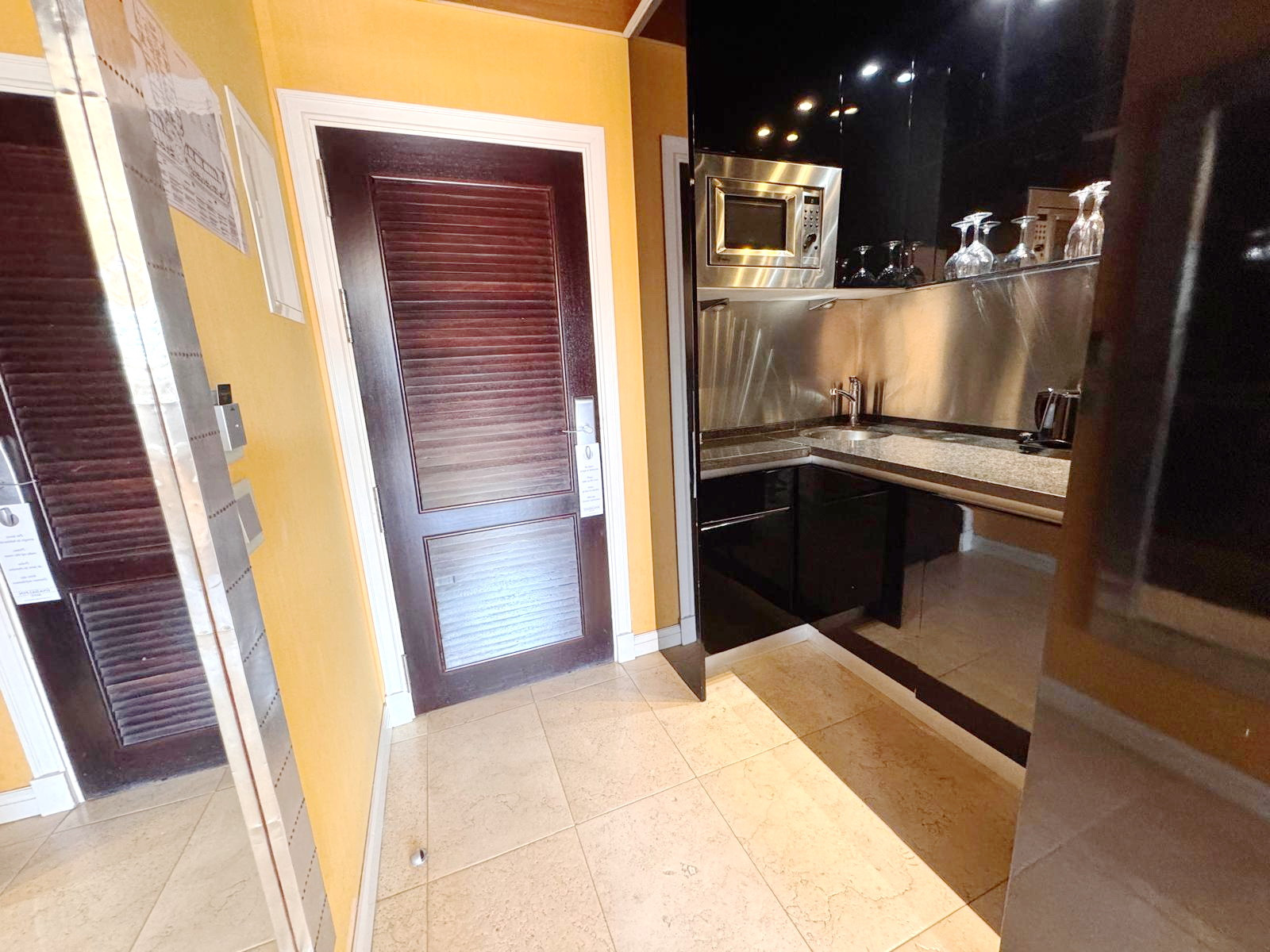 Ático de 2 Dormitorios en venta en Puerto Banús, Marbella