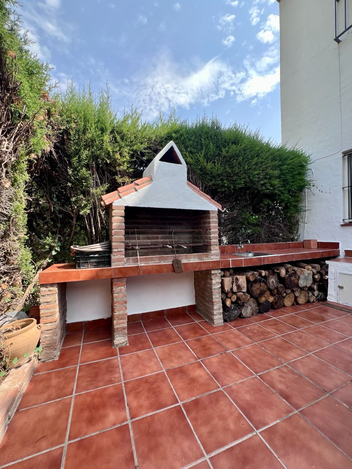 Casa Adosada de 3 Dormitorios en venta en Estepona