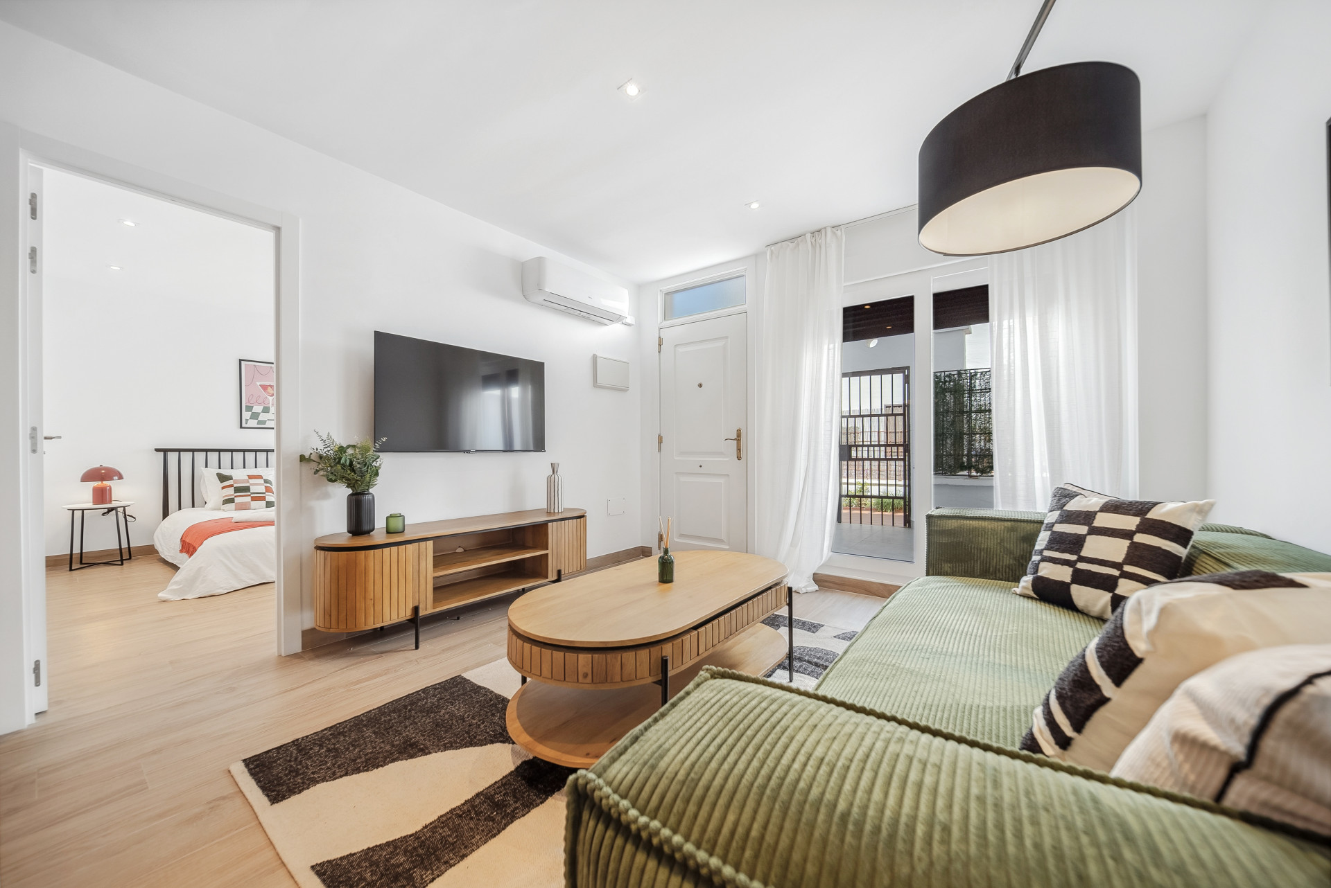 Piso de 4 Dormitorios y 2 Baños en venta en Nueva Andalucía, Marbella