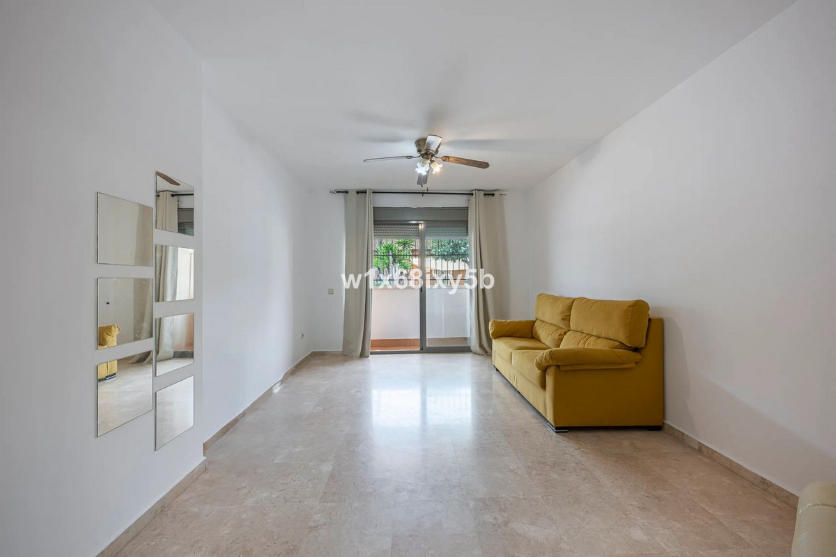 Piso de 2 Dormitorios en venta en San Pedro de Alcántara