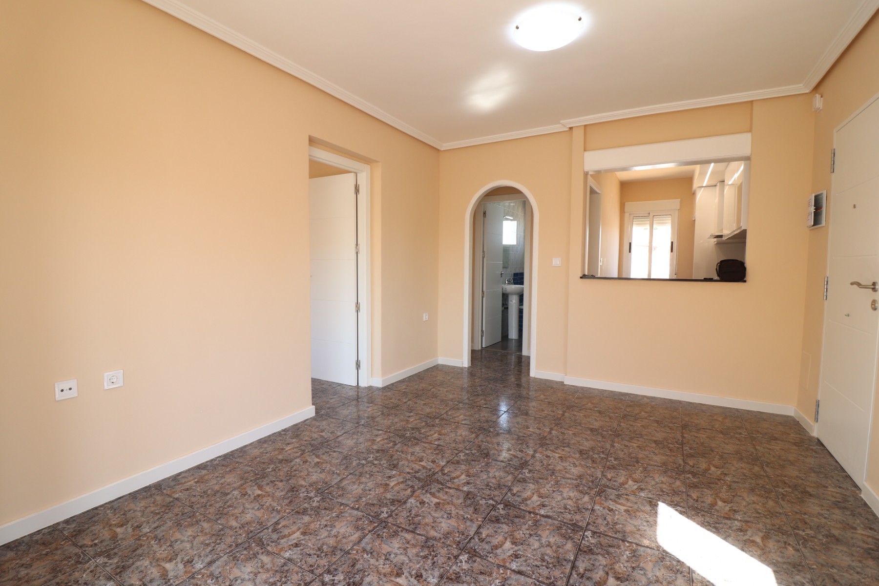 Piso de 2 Dormitorios y 1 Baño en venta en Orihuela Costa