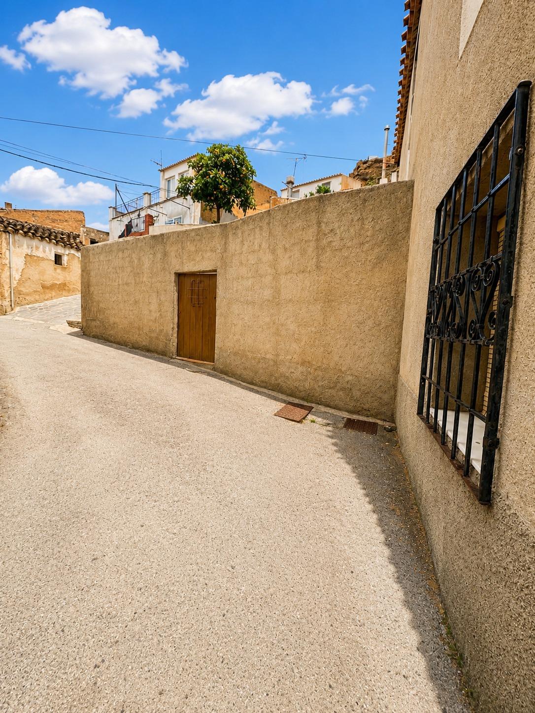 Casa Adosada de 2 Dormitorios y 1 Baño en venta en Oria