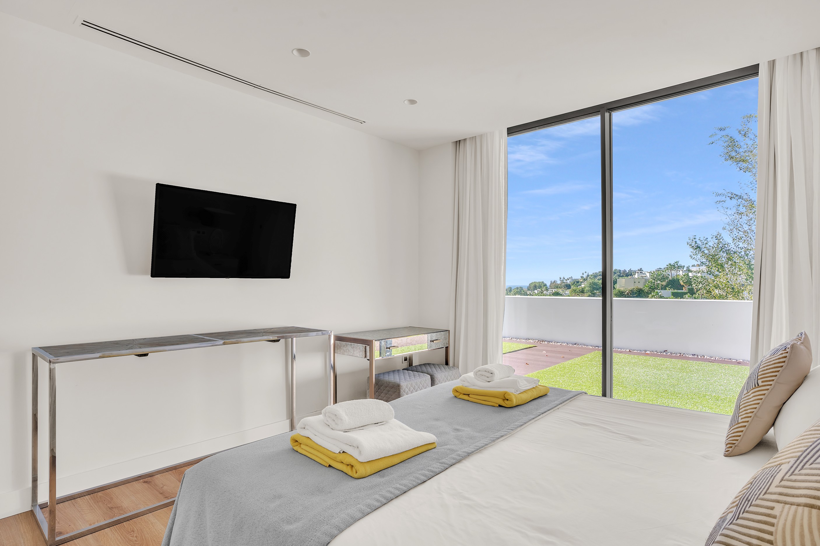 Casa de 5 Dormitorios en venta en La Alquería, Benahavís