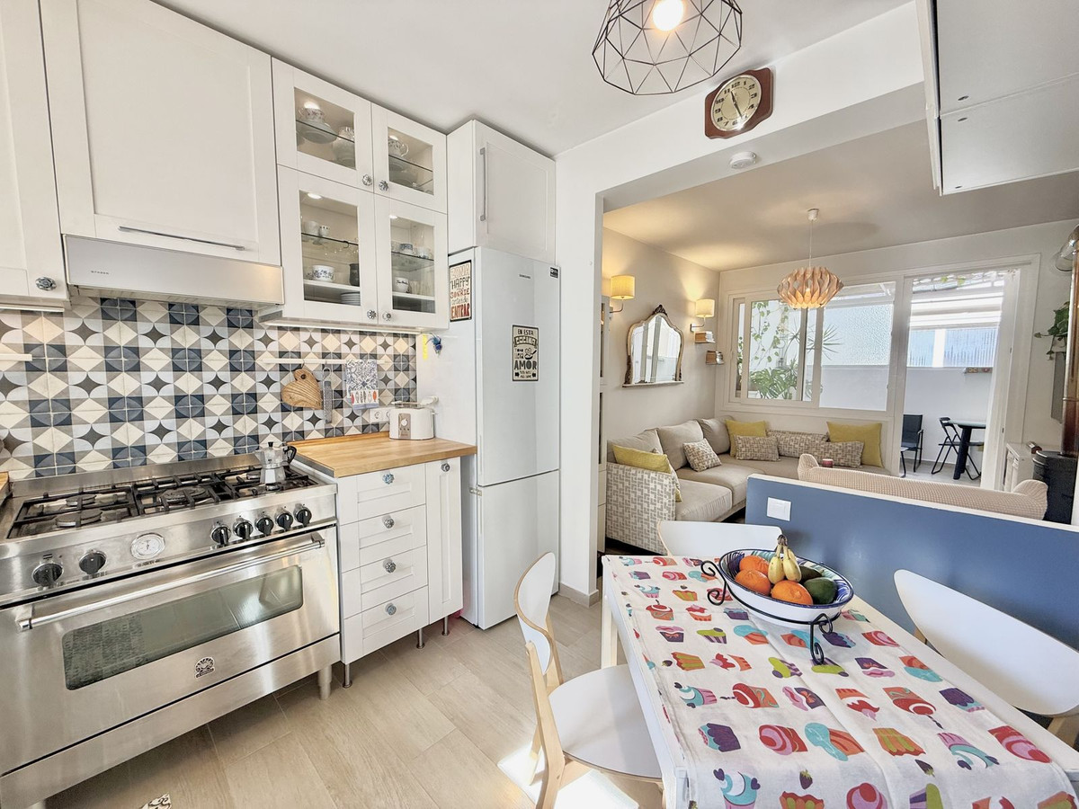Piso de 2 Dormitorios en venta en Fuengirola