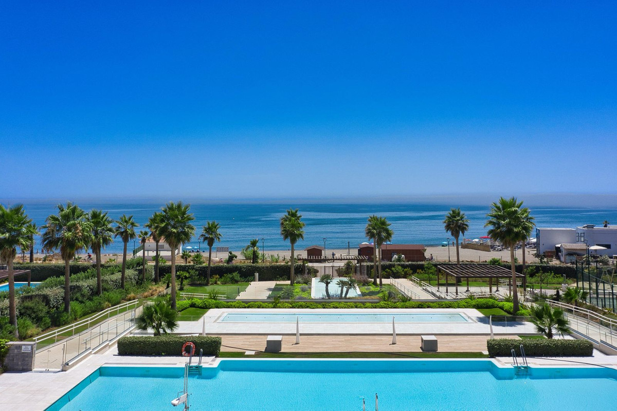 Piso de 3 Dormitorios en venta en Estepona