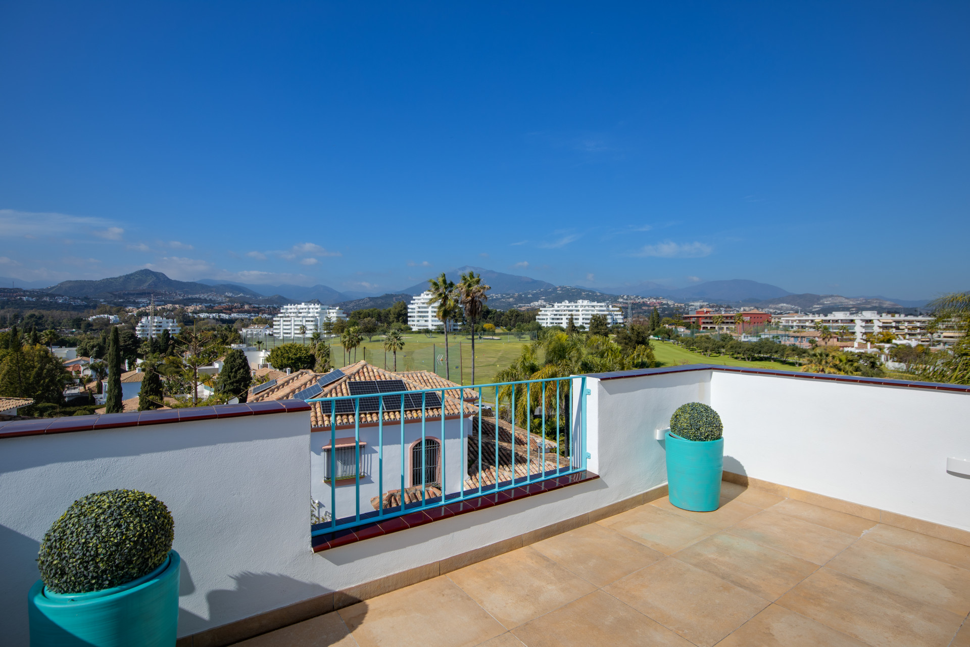 Casa Adosada de 3 Dormitorios en venta en Guadalmina Alta, San Pedro de Alcántara