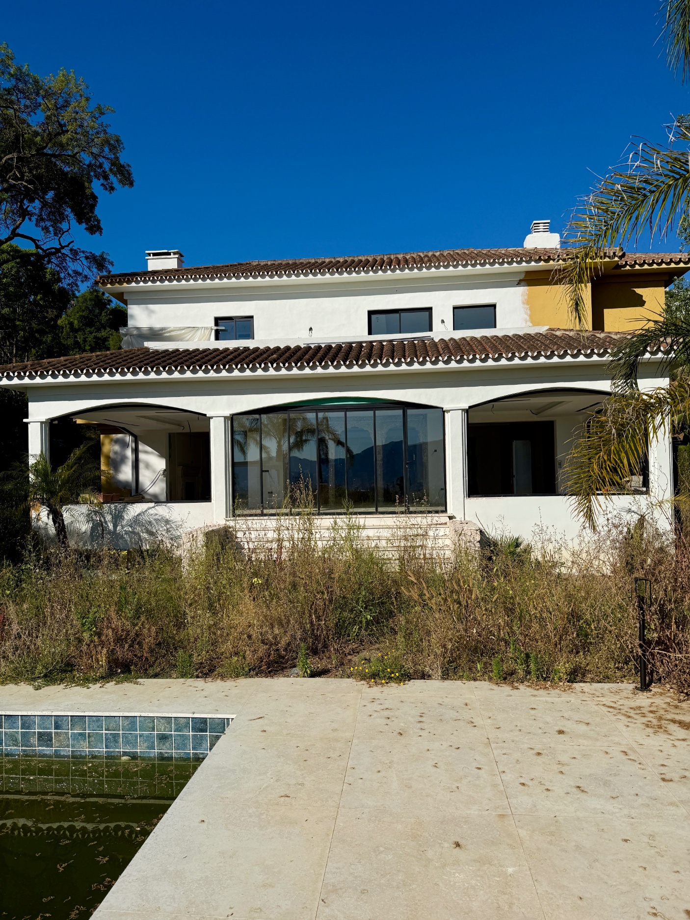 Casa de 3 Dormitorios en venta en La Mairena, Marbella