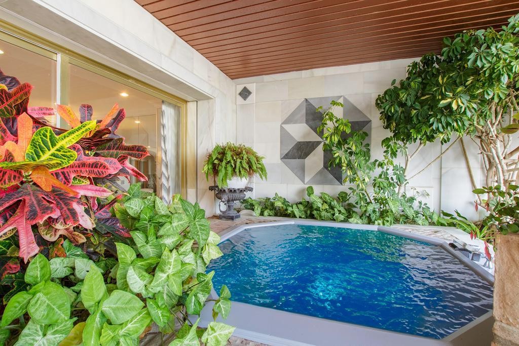 Piso de 3 Dormitorios y 3 Baños en venta en Puerto Banús, Marbella