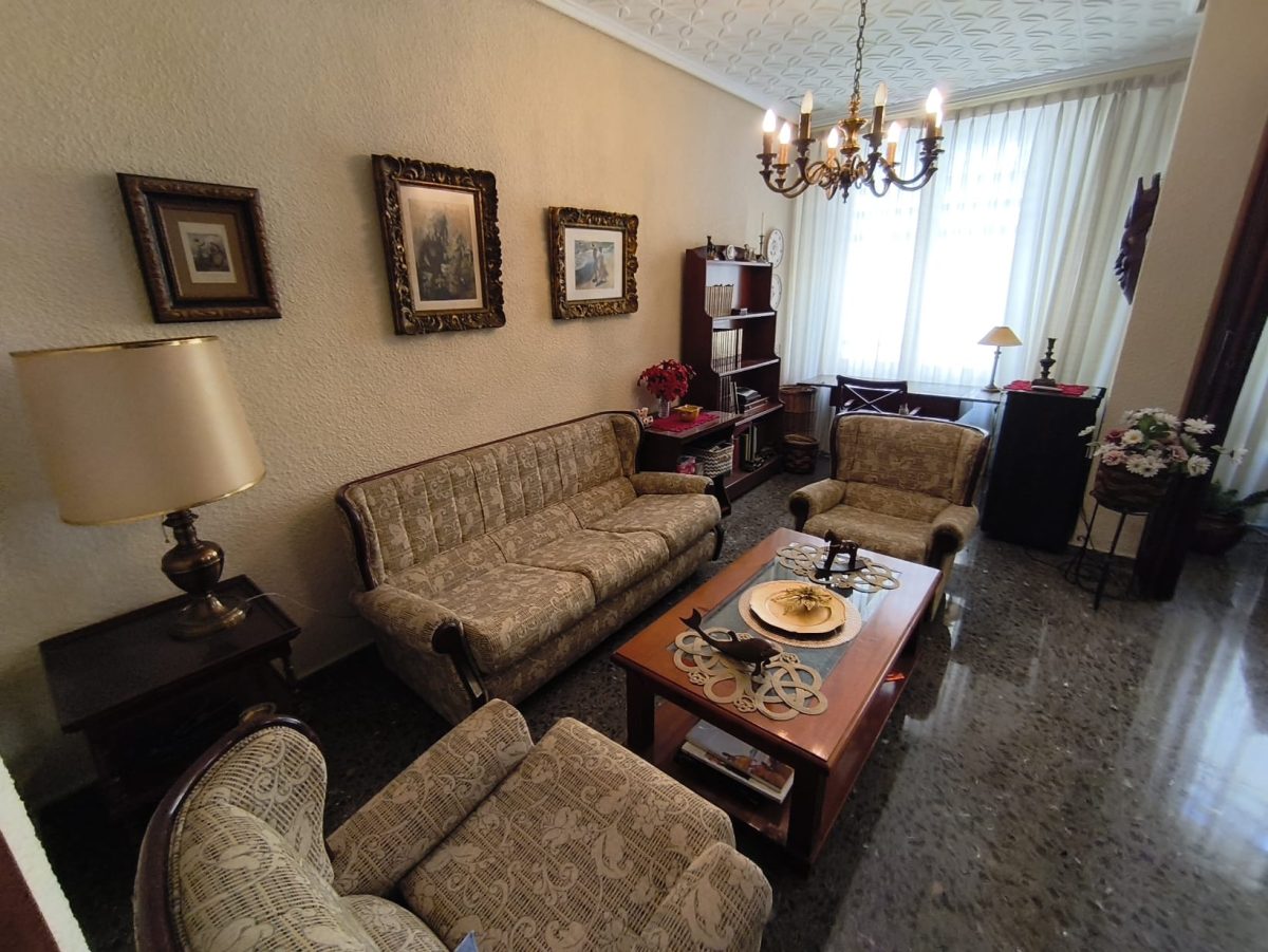 Piso de 3 Dormitorios en venta en València