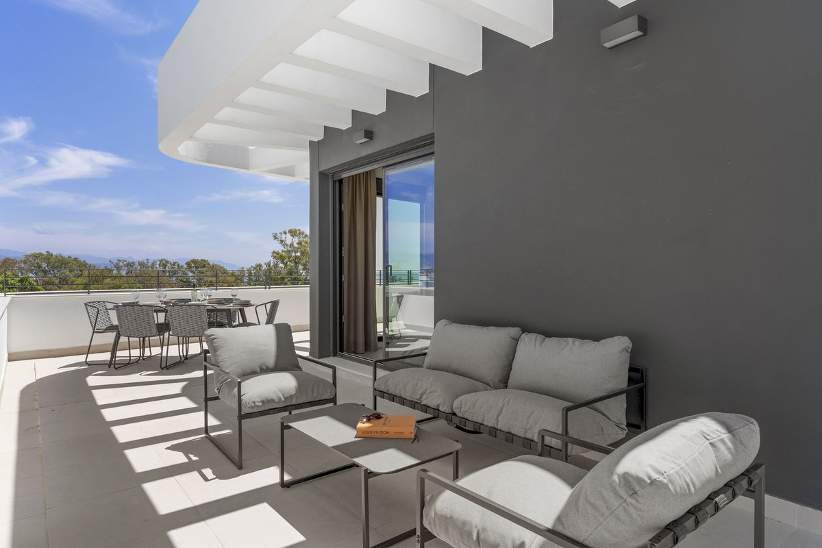 Ático de 2 Dormitorios y 2 Baños en venta en Torremolinos