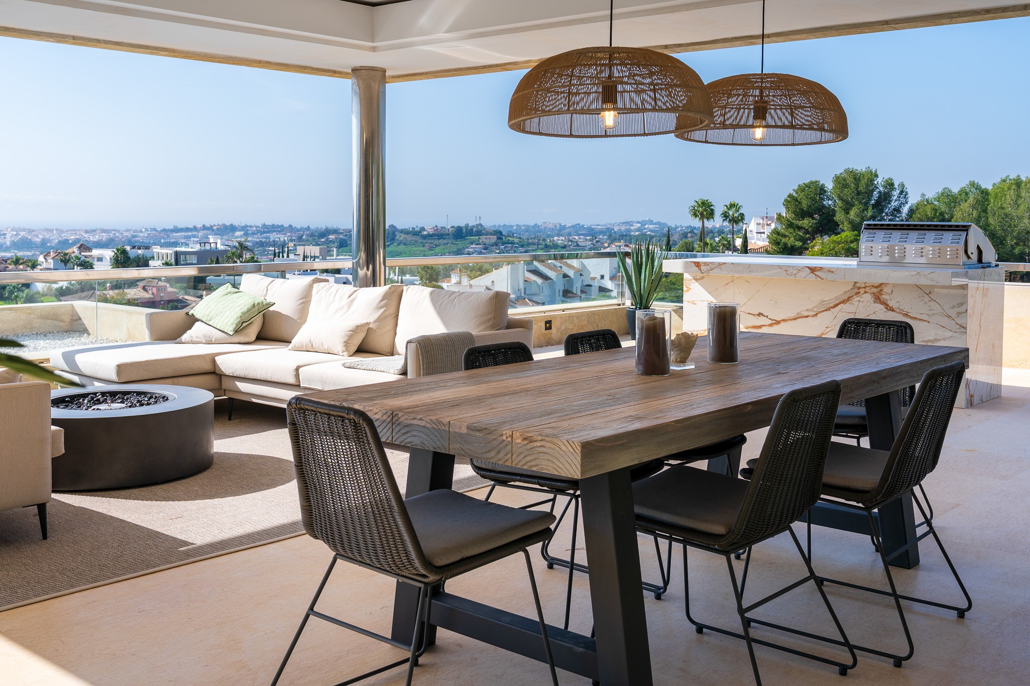 Ático de 3 Dormitorios y 3 Baños en venta en Nueva Andalucía, Marbella