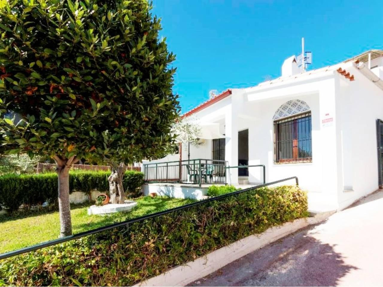 Casa Adosada de 2 Dormitorios en venta en Cunit