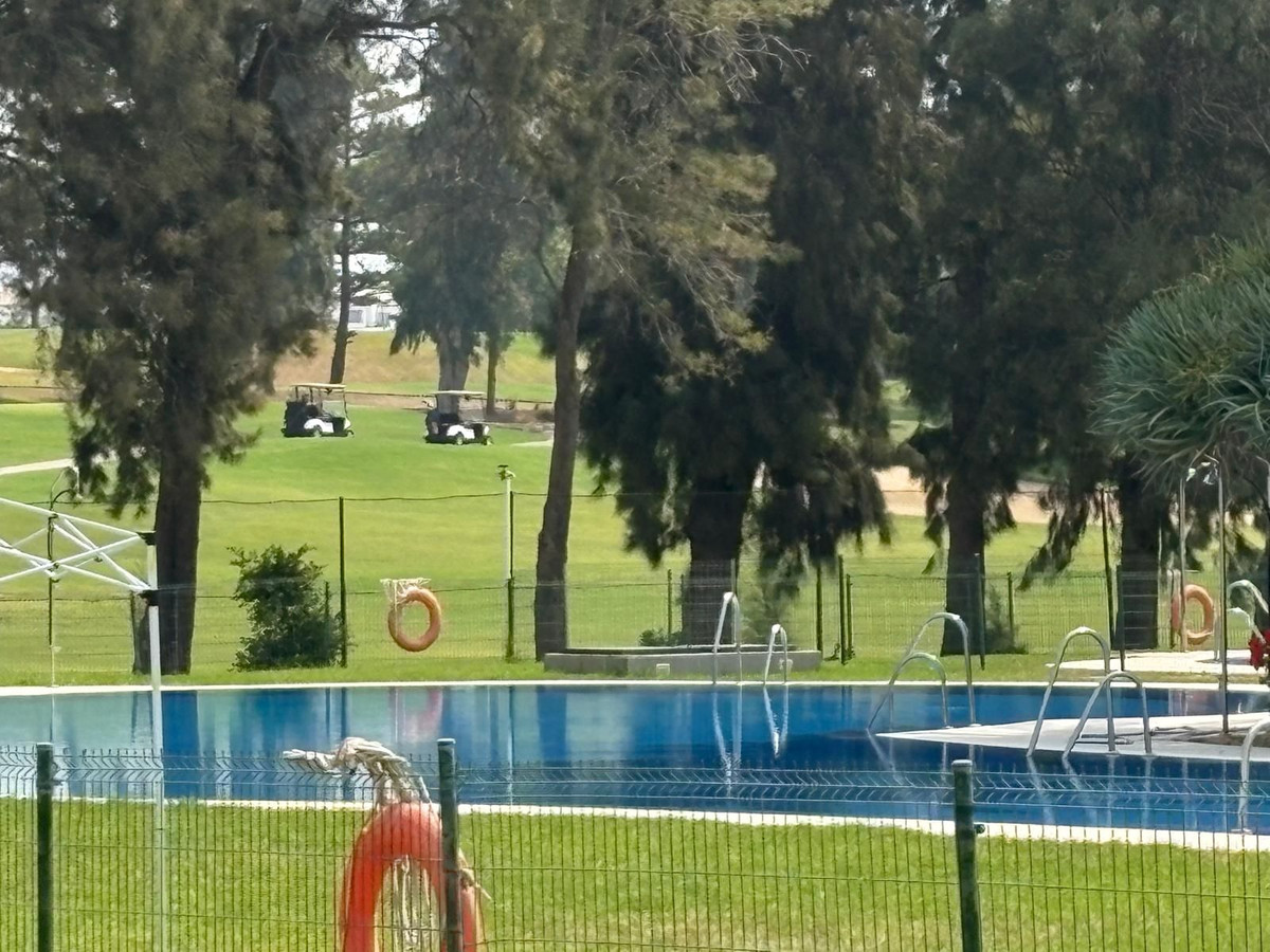 Piso de 2 Dormitorios y 2 Baños en venta en Mijas Golf