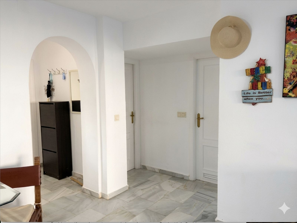 Piso de 2 Dormitorios en venta en Torremolinos