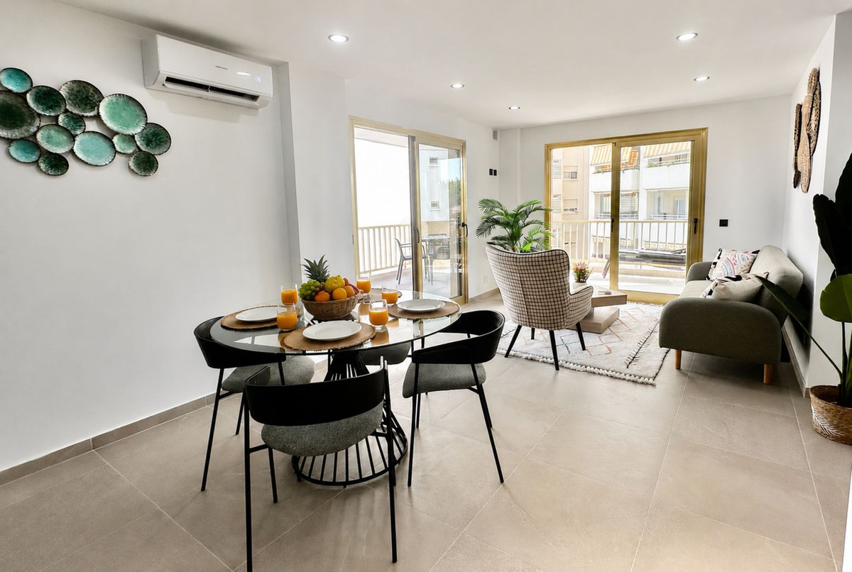 Piso de 2 Dormitorios en venta en Fuengirola