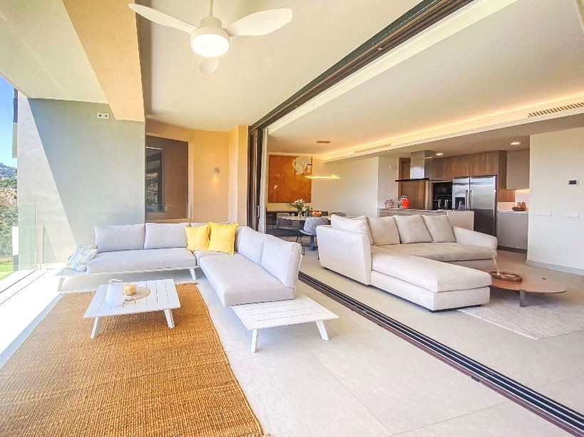 Piso de 2 Dormitorios en venta en Benahavís Pueblo