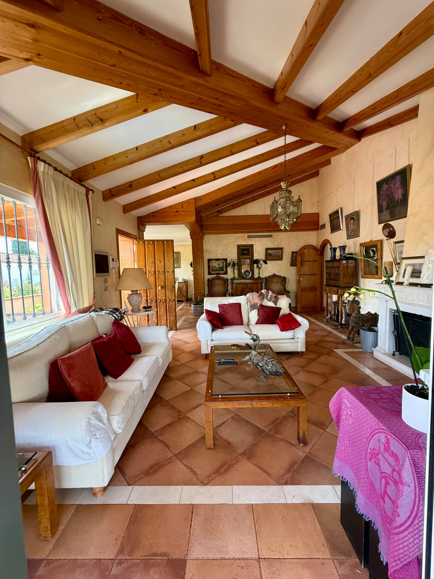 Casa de 5 Dormitorios en venta en Marbesa, Marbella