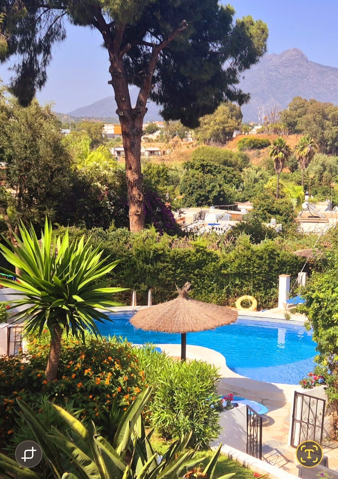 Casa de 5 Dormitorios y 6 Baños en venta en San Pedro de Alcántara