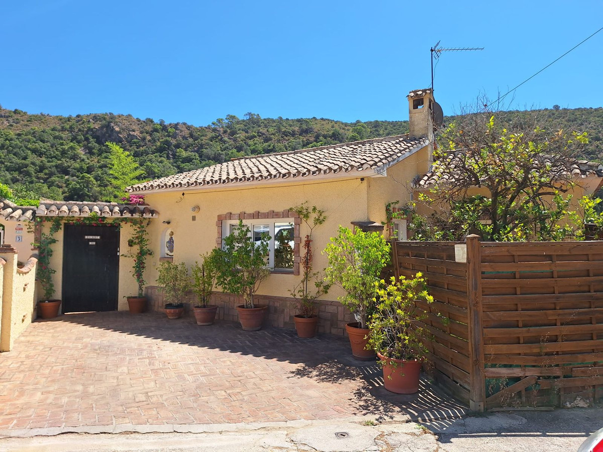 Benahavis