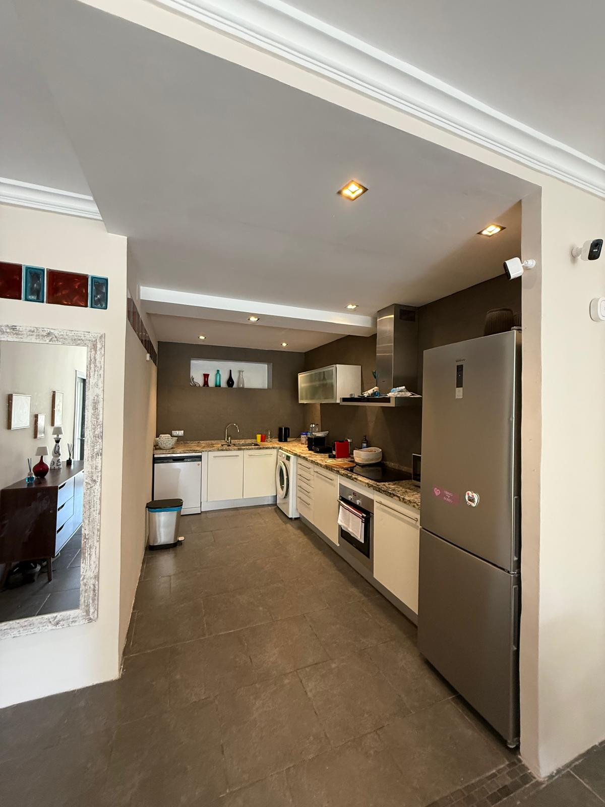 Piso de 2 Dormitorios en venta en Nueva Andalucía, Marbella