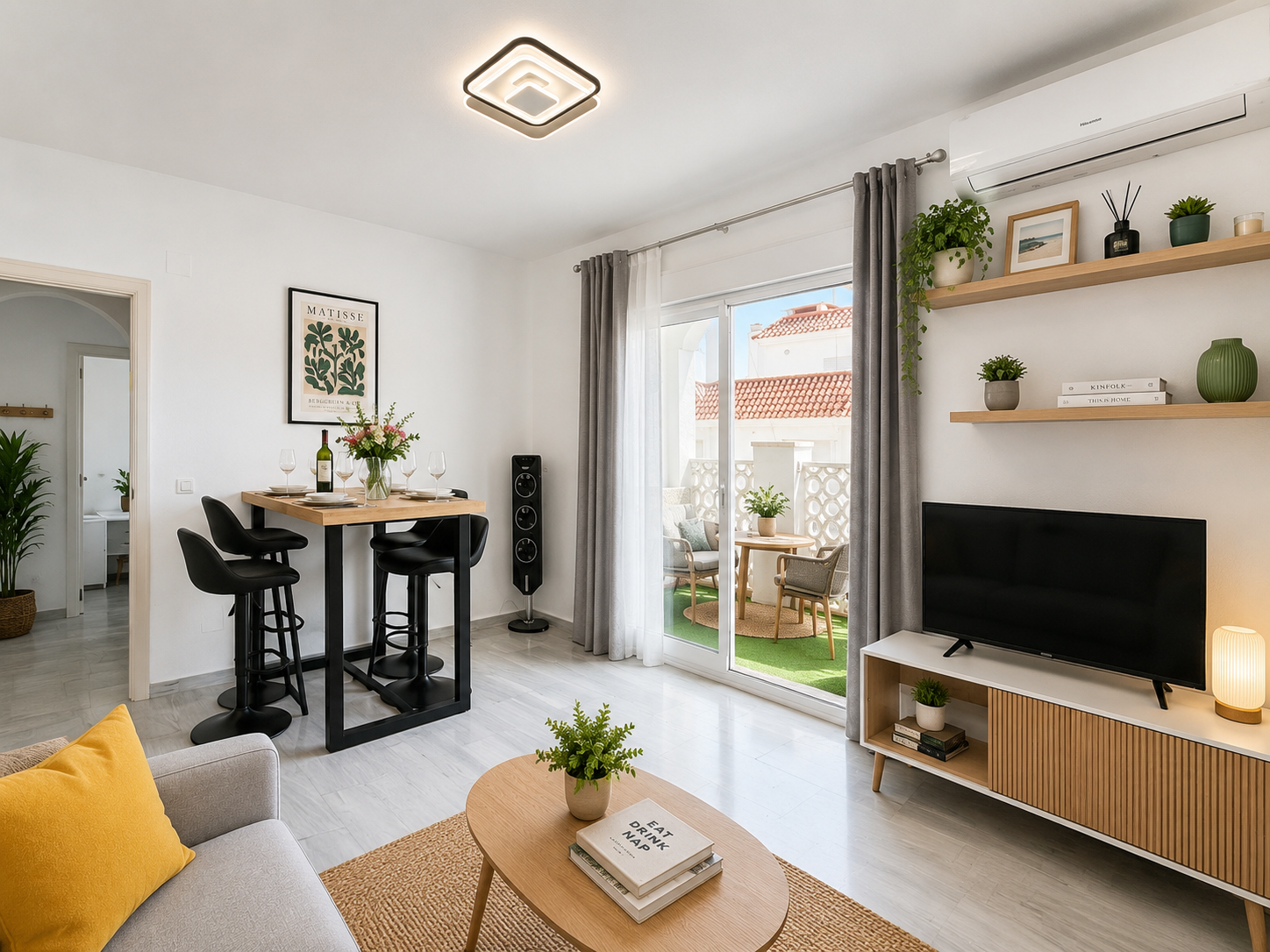 Piso de 2 Dormitorios y 1 Baño en venta en Torremolinos