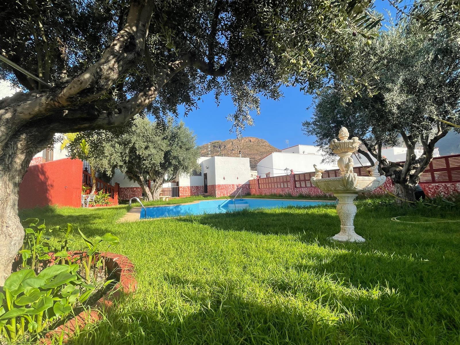 Casa de 6 Dormitorios en venta en Enix