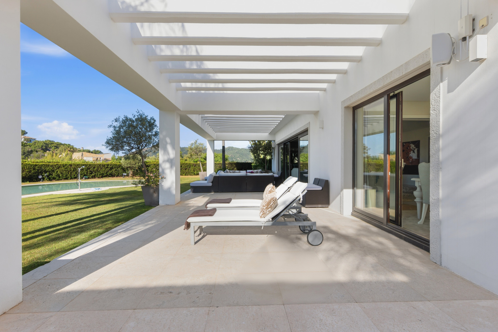 5 Bed - Villa for Sale in La Zagaleta, Benahavis