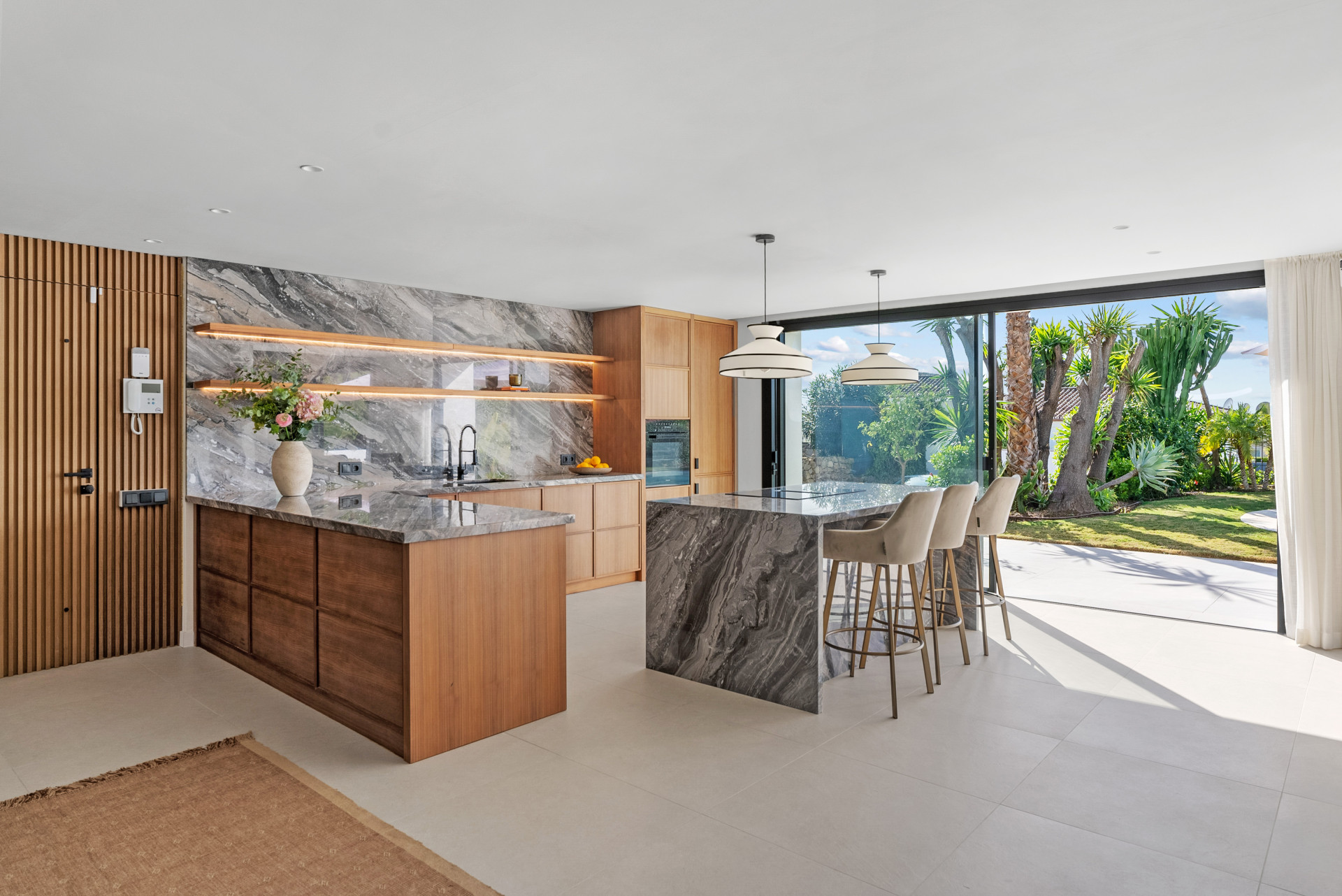 Casa de 4 Dormitorios y 4 Baños en venta en Marbella