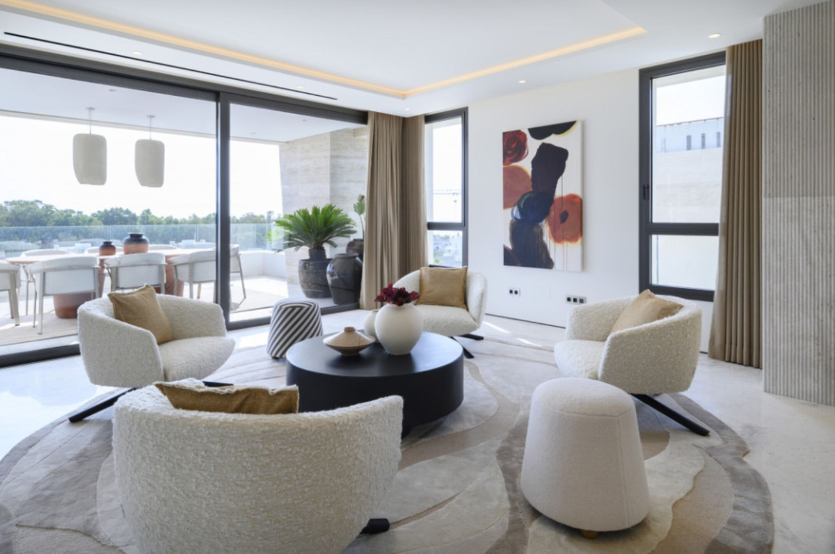Ático de 4 Dormitorios en venta en Marbella