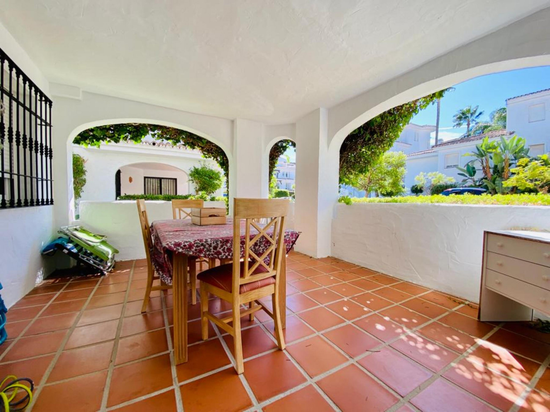 2 Bed - Apartment for Sale in Nueva Andalucia, Marbella