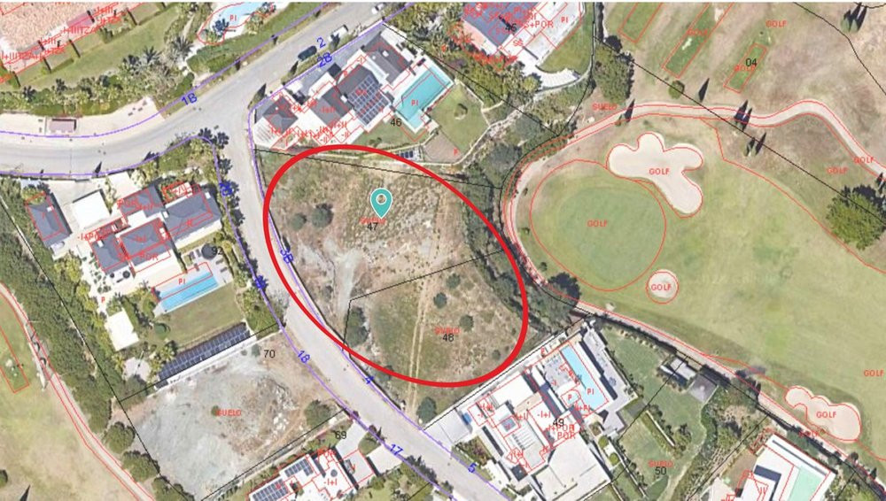 Terreno en venta en Los Flamingos, Benahavís