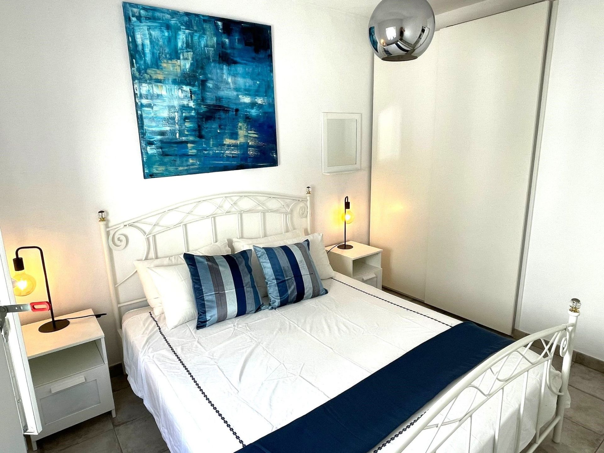 Casa Adosada de 3 Dormitorios y 3 Baños en venta en San Pedro Playa, San Pedro de Alcántara