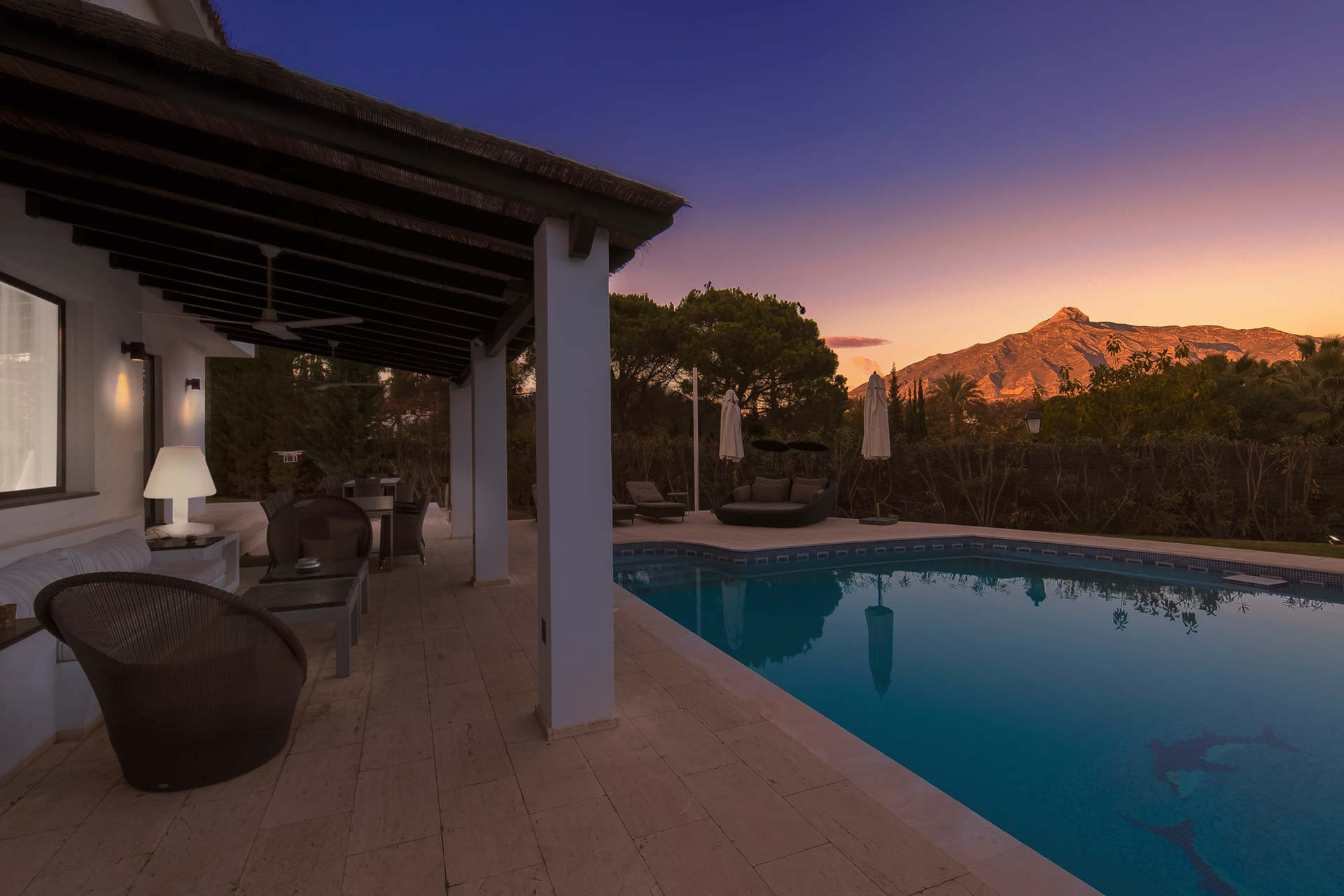 Casa de 5 Dormitorios y 5 Baños en venta en Nueva Andalucía
