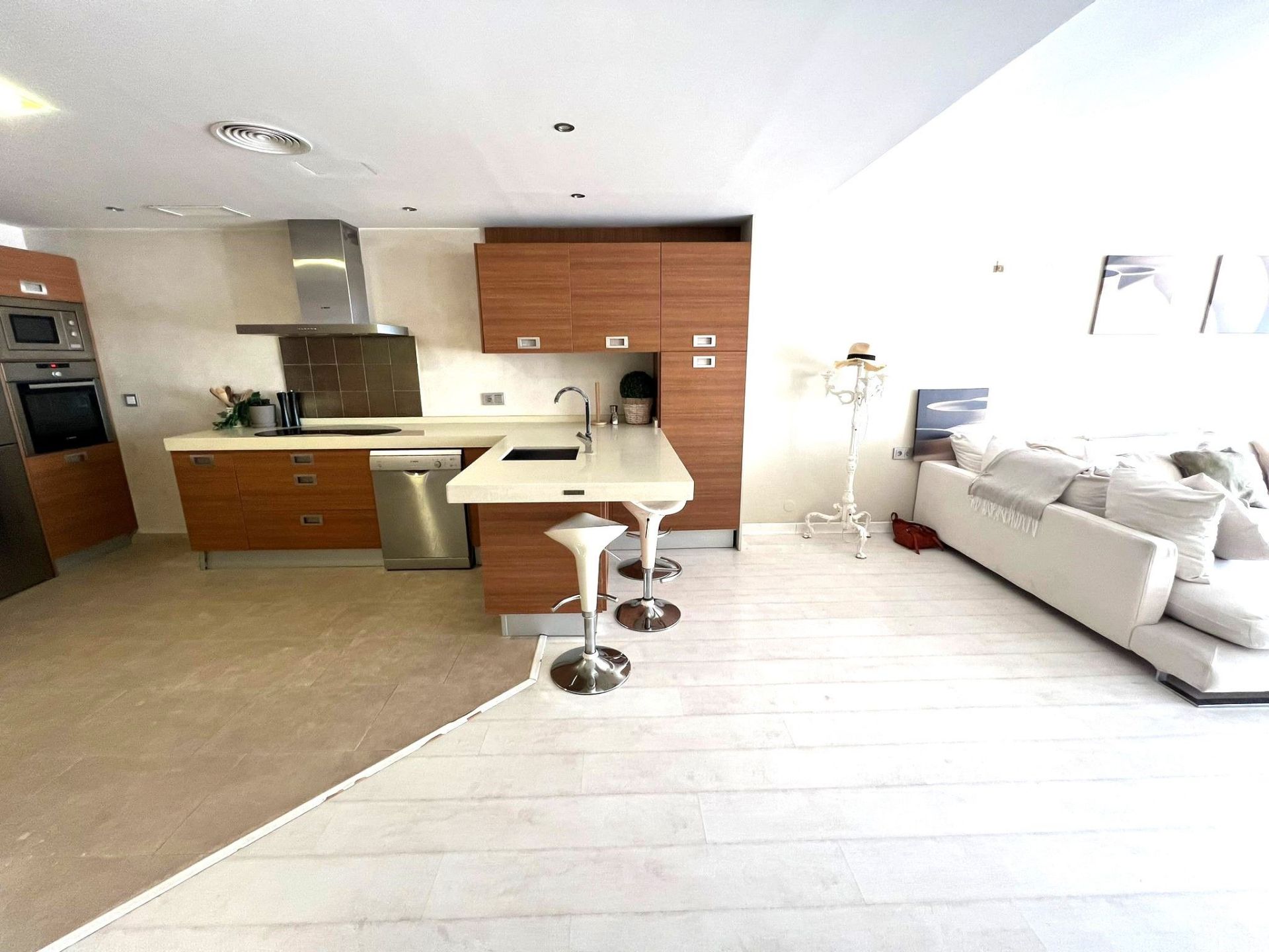 Piso de 3 Dormitorios y 2 Baños en venta en Puerto Banús, Marbella