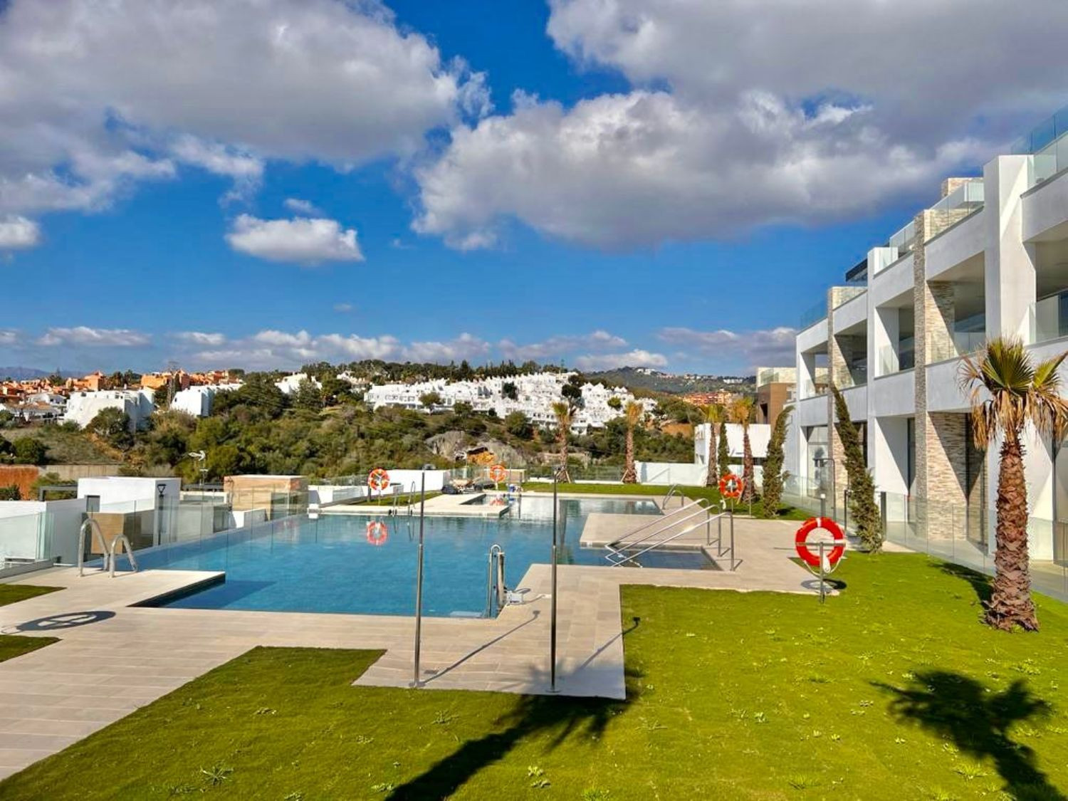 Ático de 3 Dormitorios en venta en Cabopino, Marbella