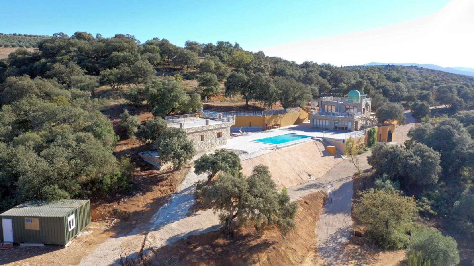 Finca de 6 Dormitorios y 5 Baños en venta en Granada